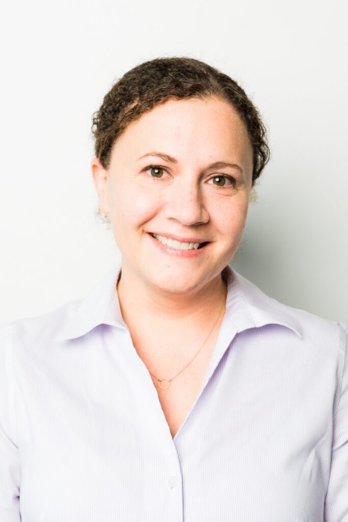 Dr. Sally Lynch Headshot